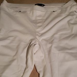 White stretch leggings